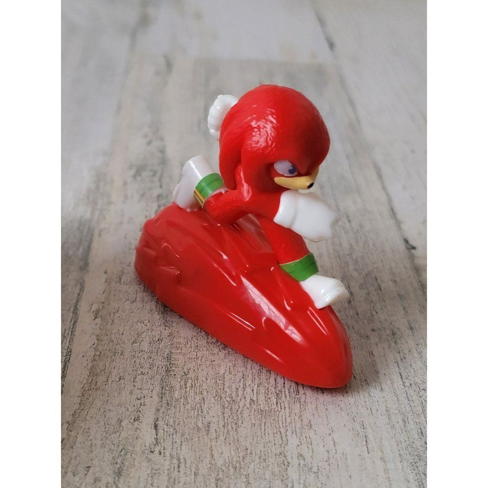 McDonald's sega Knuckles Sonic 2‎ 2021 toy figure